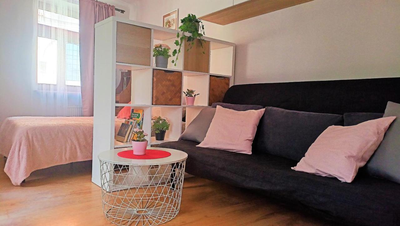 Apartament Malinowy Swietoduska 12 Lublin Exterior photo